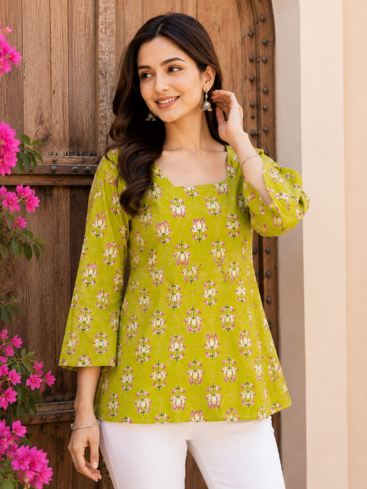 Floral Print Square Neck Top